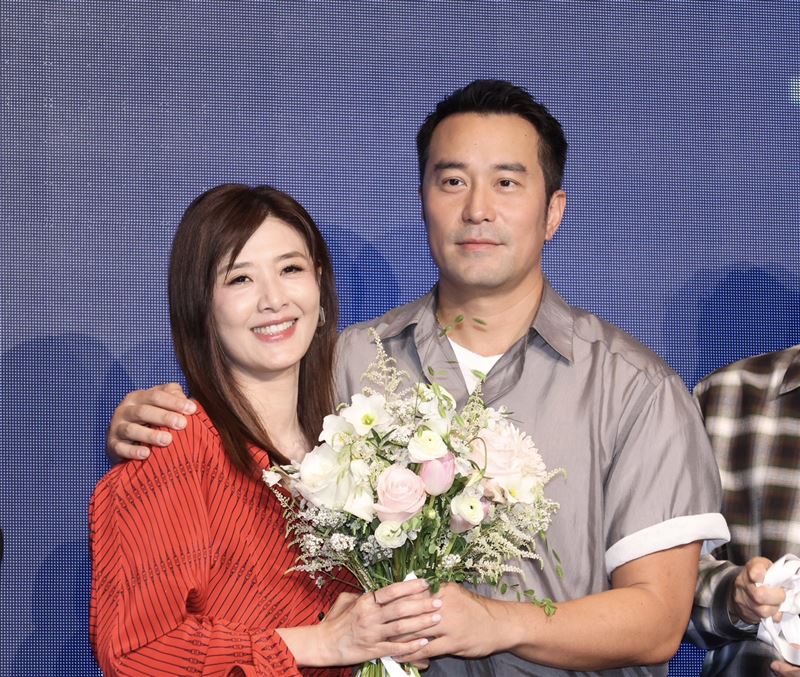 蘇慧倫與張孝全在《欠妳的那場婚禮》飾演婚姻瀕臨破裂的夫妻。(圖/記者田俊彥攝影)