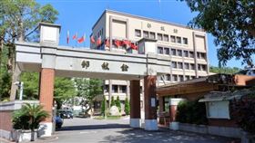 銓敘部澄清，年改重審處分附表的「審定金額」無誤，「實發金額」
會照退休人員適用的調整方案加成計給。（圖／銓敘部提供）