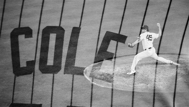 柯爾(Gerrit Cole)6局投球掉2分,隊友幫他打11分。(圖/翻攝自洋基推特)