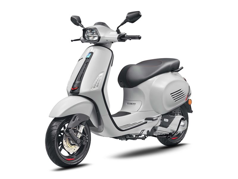 Vespa Sprint S 180機車。(圖/Vespa提供)