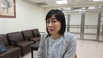 顧婕惡癌擴散3器官排黑便　入院化療搶命