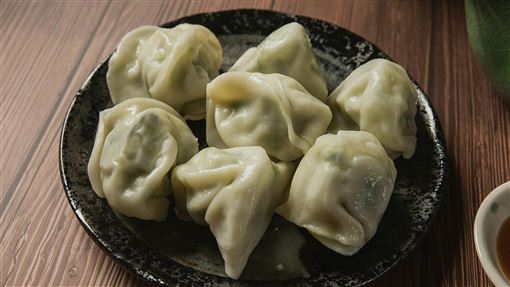 冷凍水餃不開火也能吃！微波爐神煮法更Ｑ