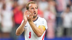英格蘭隊18日在世界盃足球賽，靠著隊長凱恩（Harry Kane）的兩次關鍵破門城，最終以4：2擊敗克羅埃西亞。（圖／美聯社／達志影像）
