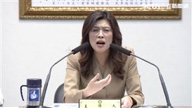 鄭麗文甚至拍桌嗆賴清德「你怎麼好意思」（圖／翻攝畫面）