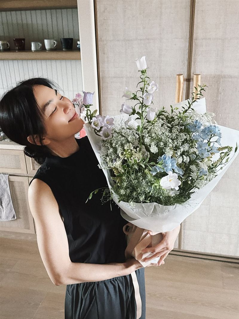 Ella。(圖/翻攝自Ella IG)