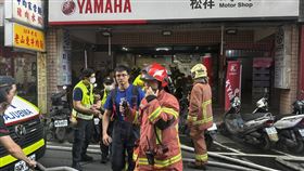 消防隊獲報到場搶救。（圖／翻攝畫面）