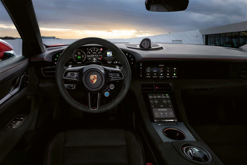 新一代PCM資訊娛樂系統運算效能直接提升到過去的5倍。(圖/Porsche提供)