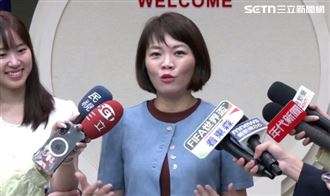 簡舒培開唱！大酸蔣萬安「七彩霓虹鍋」