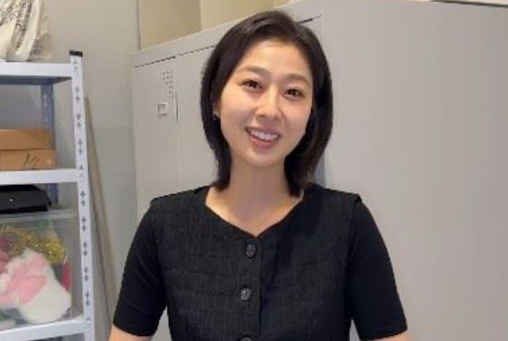 《鐵拳教育》上線後話題持續延燒,劇中讓觀眾恨得牙癢癢的「宇振媽媽」,意外成為最大贏家。(圖/翻攝自Netflix KoreaK IG)