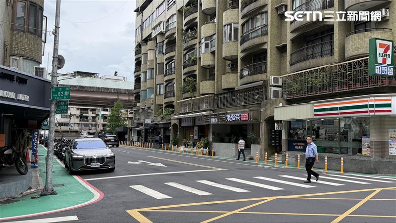 鄰居透露下午4點到晚上6點營業時間味道較重。(圖/記者賴俊佑攝影)