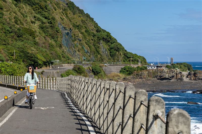 新北市觀光旅遊局也邀請民眾沿著青春山海線,串遊北海岸與東北角,親身體驗自然景觀、人文特色與在地風味交織而成的海岸魅力。(圖/新北市觀光旅遊局提供)