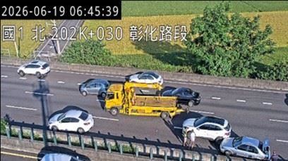 一早連3撞!國1南向狂塞9公里避開這時間