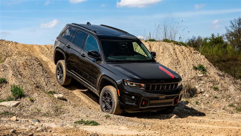 2027年Cherokee Trailhawk強調越野性能。(圖/翻攝Jeep網站)