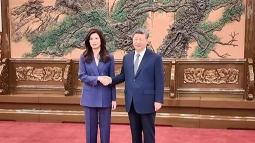 新聞封面