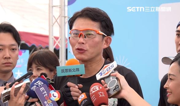 黃國昌稱,當民進黨毀憲亂政、擺爛的時候,在野黨持續合作在國會推動福國利民的法案(圖/翻攝畫面)