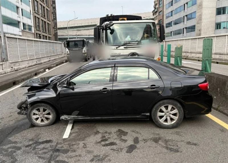 北市麥帥一橋車禍!肇事男酒測值0.07慘了