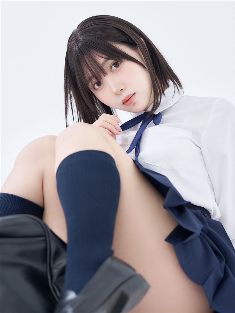 神級 COSER あゆの（Ayuno）以極高的還原度與細節講究完美詮釋人氣角色，在 X 平台屢創百萬瀏覽佳績，更是少數成功跨足主流雜誌的寫真新星。 （圖／COSMOS創作攝影展提供）