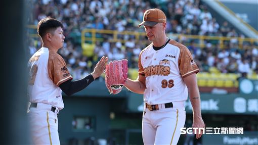 連洪總都勸不動　坎南揭126球仍不退原因