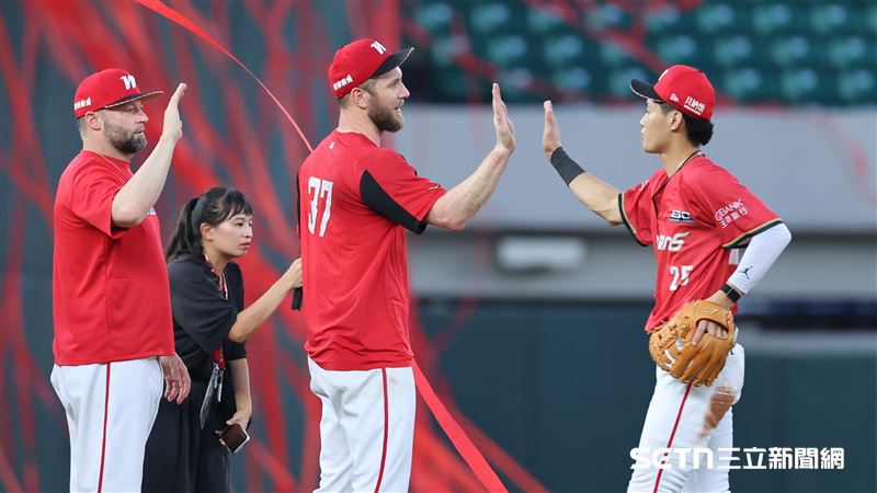 封王戰8局13K 鋼龍:彷彿在投世界大賽G7