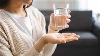 出國前吃「抗病毒藥」能防感染?醫3字回答