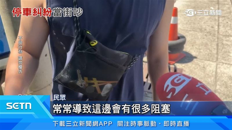 民眾說,停車場設計一線道,車輛進出經常阻塞