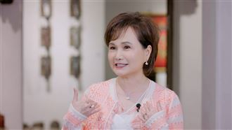 67歲沈春華辦敬老卡僅花18分鐘　讚爆這句