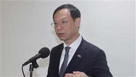 石崇良：下半年將推在家化療衛福部長石崇良（圖）10日在立法院表示，醫療科技進步與模式改變，在家住院規劃擴及全癌別的癌症化療，首次在醫院進行後，經醫師評估可改居家治療，預計下半年上路。中央社記者張皓安攝 115年6月10日