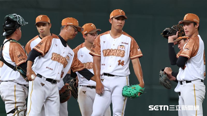 終結者林詩翔動刀！台鋼雄鷹痛失後援戰力