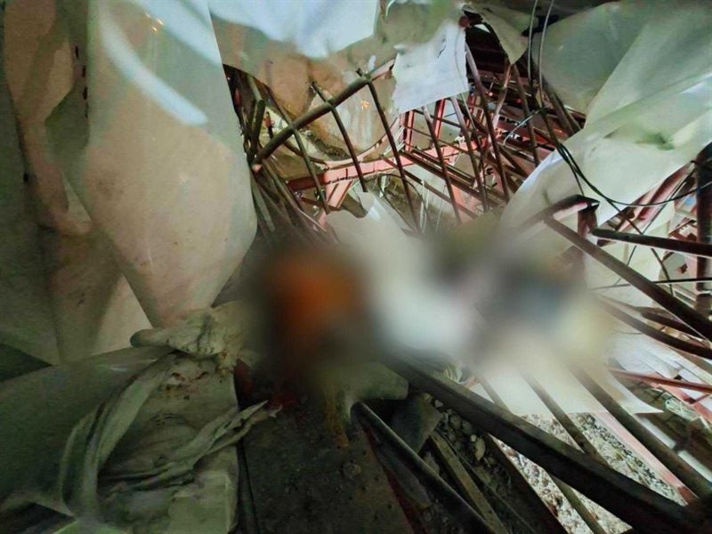 泰國清萊府堆鑾隧道岩壁突然崩落，砸毀鷹架造成2死7重傷。（圖／翻攝自臉書，สำนักงานประชาสัมพันธ์จังหวัดเชียงราย，下同）