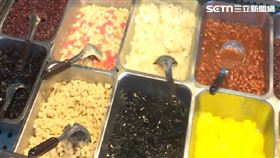 獨家／3種冰不夠看！逾20種剉冰配料任選「裝到飽」