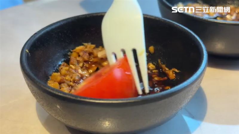 薑汁番茄是南部經典吃法。(圖/資料照)