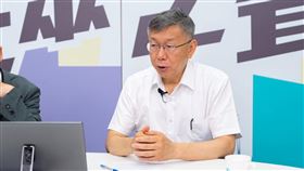 柯文哲接受《民眾之聲—言之有午》專訪。（圖／民眾黨提供） 