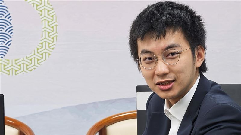 許皓鋐圍棋名人賽稱王 自評發揮不夠出色