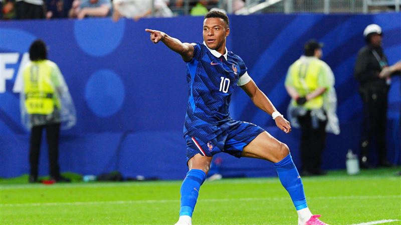 法國3:0完勝伊拉克 姆巴佩再演梅開二度