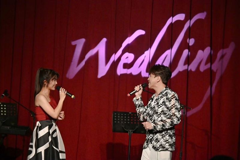 許志豪、翁鈺鈞參加婚禮。(圖/翻攝翁鈺鈞臉書)