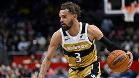 明星後衛楊恩（Trae Young）已同意與巫師隊簽下一份為期4年、總值高達2.12億美元的頂級續約合約。（圖／美聯社／達志影像）
