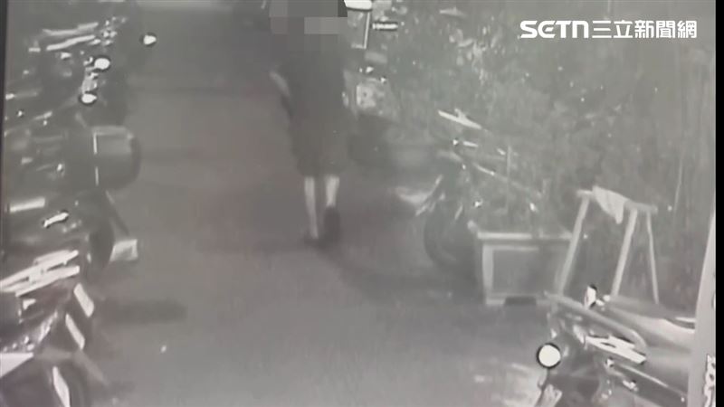 新北劉男與許男面交毒品,卻被刺傷左腹命危送醫。(圖/翻攝畫面)