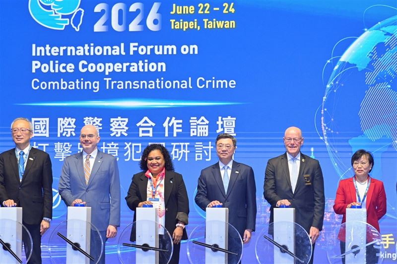 行政院長卓榮泰今(23)日出席「2026國際警察合作論壇研討會」。(圖/行政院提供)