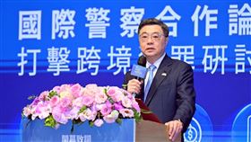 行政院長卓榮泰今(23)日出席「2026國際警察合作論壇研討會」。(圖/行政院提供)