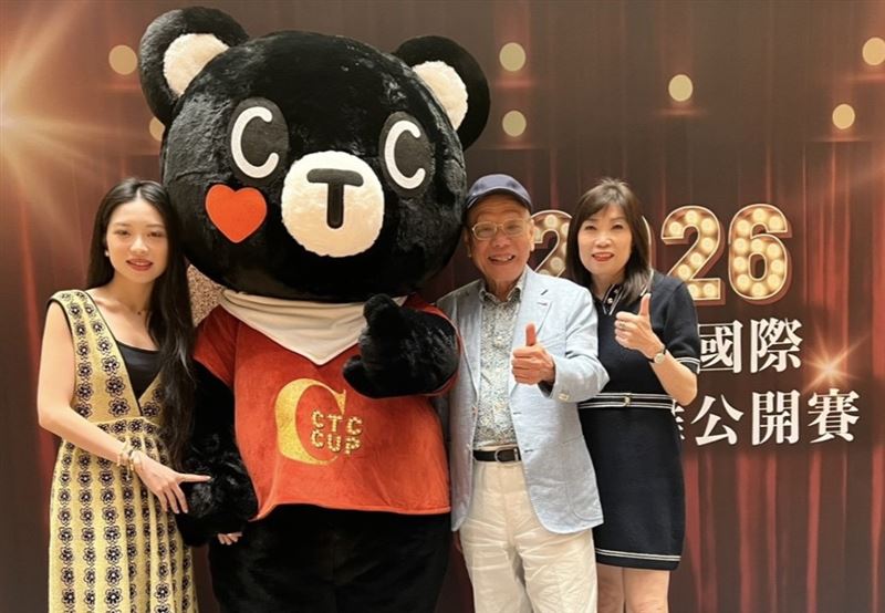 長期支持藝術文化發展的愛妮雅化妝品集團，今年再度擔任CTC世界盃國標舞公開賽的重要贊助夥伴。（圖／三立記者攝）