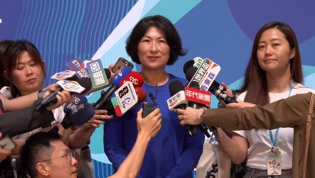 錄影現身海峽論壇　邱垂正：饒慶鈴受委屈
