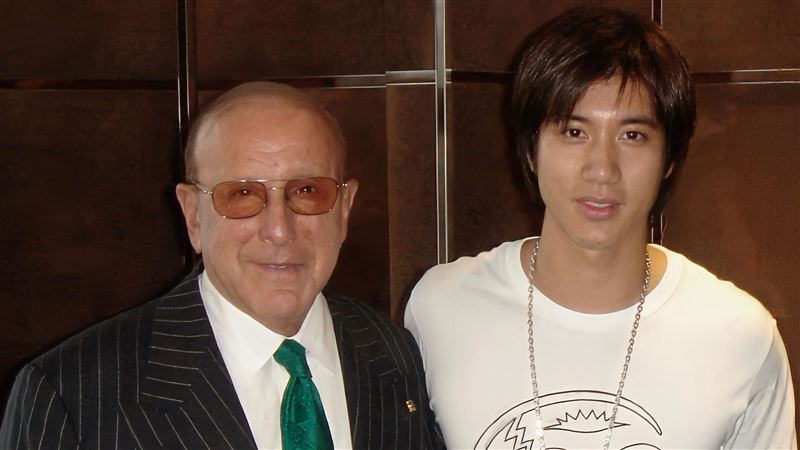 流行音樂教父逝世享耆壽94歲!王力宏追悼