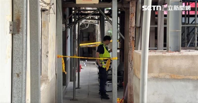 台北大同區延平北路四段,驚傳槍擊案件,一名年約70歲老翁,其腿部疑似遭槍擊中彈。(圖/翻攝畫面)