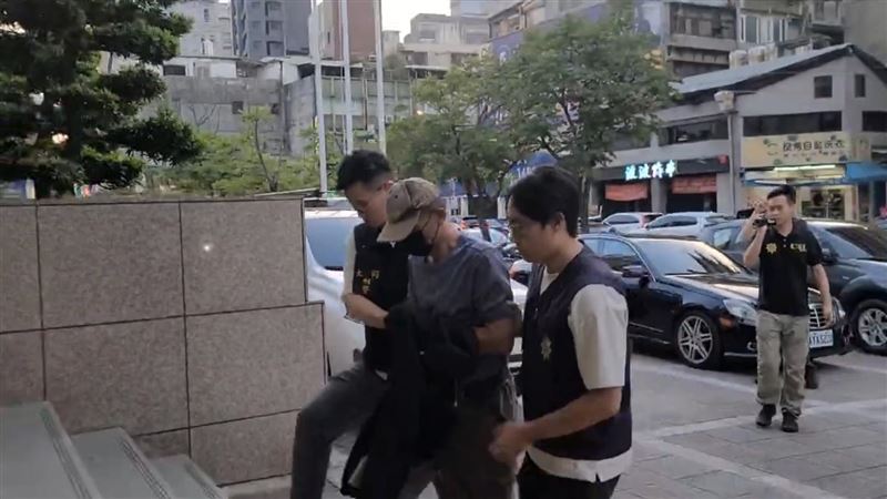 台北大同區延平北路四段,驚傳發生槍擊案件,涉案的江男被警方逮捕到案。(圖/翻攝畫面)