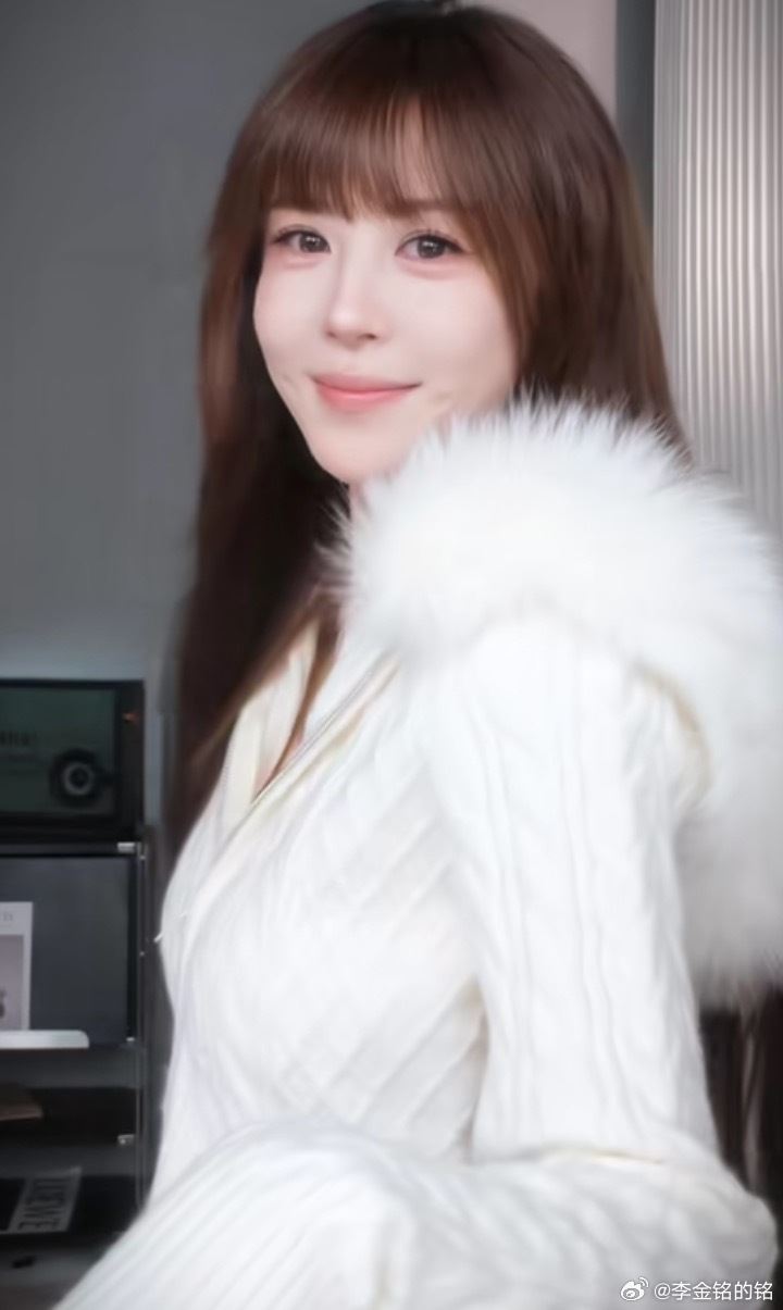 中國女星李金銘。（圖／翻攝自微博）