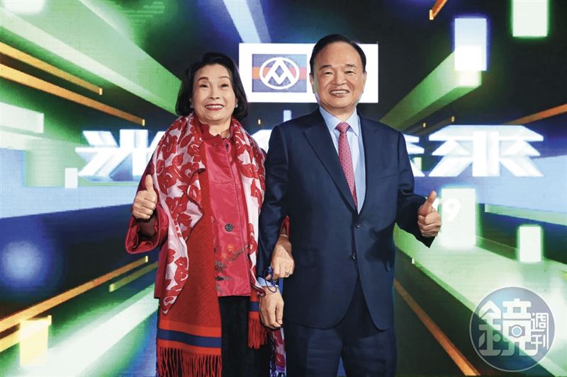 林敏雄與妻子藍毓文時常出席公益活動,位於北市敬業四路總部的藝術品多出自她的收藏