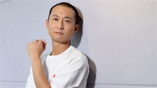 獨／紐約辦桌喊愛台灣　浩子哭揭催淚內幕