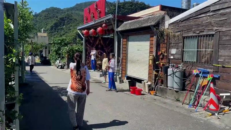 台東玄濟宮近日爭議不斷被爆出違建後,縣府要求補照,若未在7/22前完成將開立通知書,將進入拆除排程。(圖/翻攝畫面)