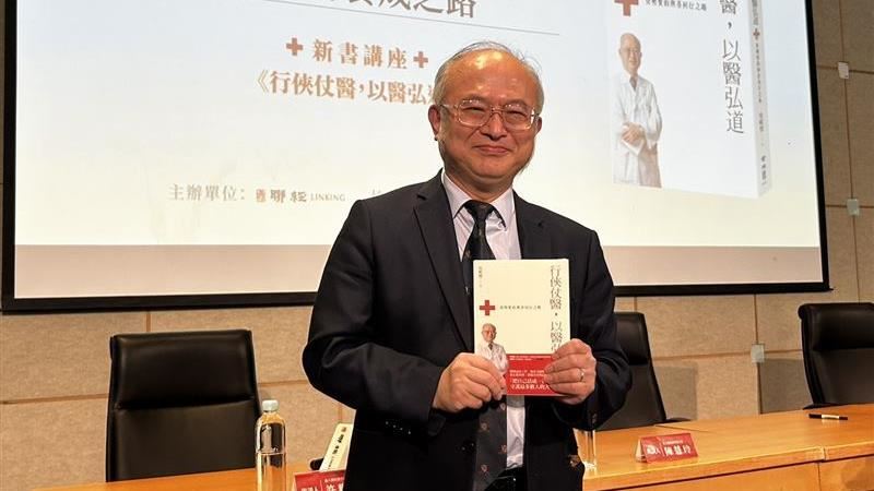 全台為吳明賢集氣！人生8個字逼哭全網