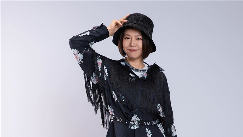 金曲歌后曾心梅56歲宣布好消息。(圖/雲凱娛樂工作室 提供)